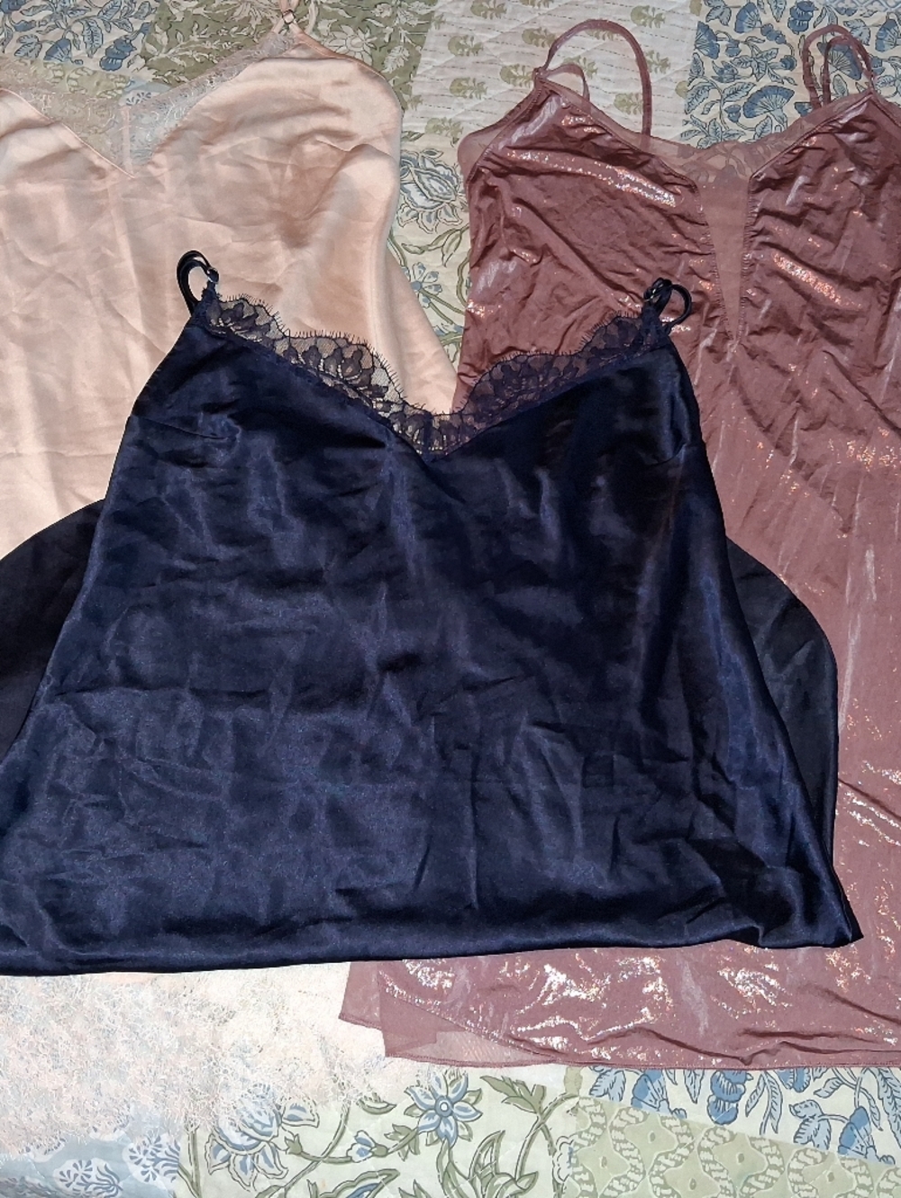 VICTORIAS SECRET 2017 SATIN / LACE TRIM NIGHTGOWNS / SLIPS SET OF 3